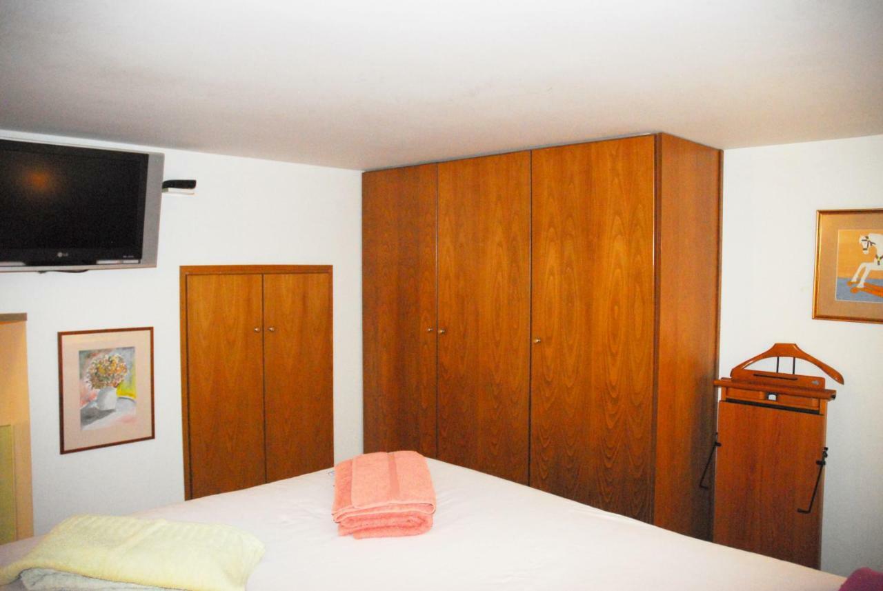 Apartamento Luxurious Loft With Jacuzzi Heraclión Exterior foto